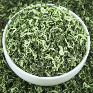 Trà Xanh Bích Loa Xuân nổi tiếng với hương thanh thuần, vị ngọt hậu và sắc nước xanh ngọc