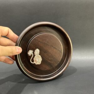 Đế Ấm Trà Gỗ Gụ Nạm Bạc - góc 2