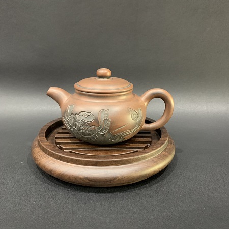 Đế Ấm Trà Gỗ Gụ Thoát Nước - góc chính