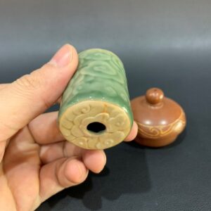 Gác Nắp Ấm Sứ Cảnh Đức - góc 2