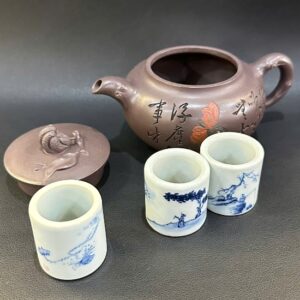 Gác Nắp Ấm Sứ Men Thanh Hoa - góc 2