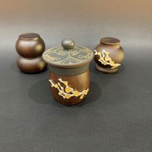 Gác Nắp Ấm Gỗ Gụ - góc 2