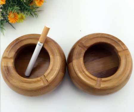 Gạt Tàn Tre Bàn Trà - góc cận chất liệu