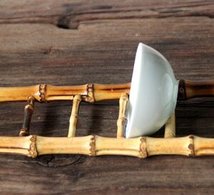 Giá Gác Ly Trà Tre - góc 4