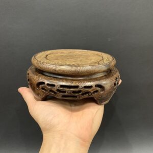 Kỷ Gỗ Cánh Gà Kê Ấm - góc 2