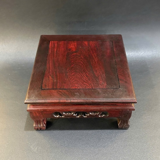 Kỹ Gỗ Trắc - góc cận chất liệu