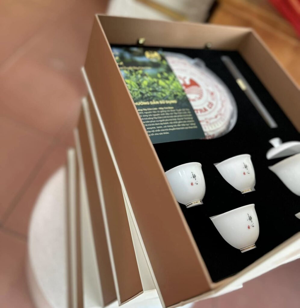 Hộp Bánh Trà Sống Tây Côn Lĩnh - Mây Trà Shan