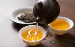 Uống trà đặc để qua đêm có gây sỏi thận không